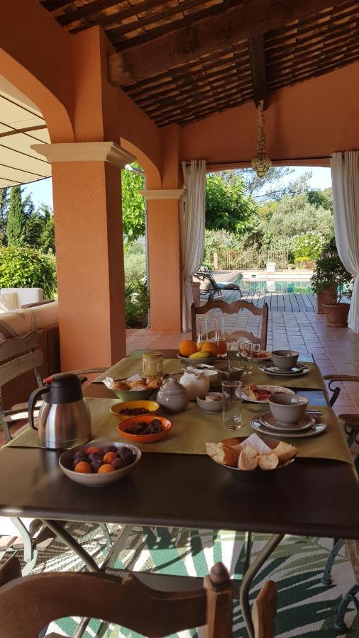 Bed and Breakfast Pierres Blanches à Cotignac Extérieur photo