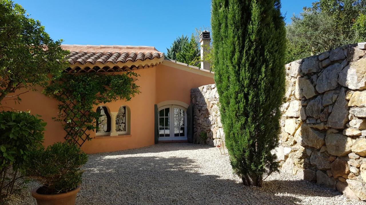 Bed and Breakfast Pierres Blanches à Cotignac Extérieur photo